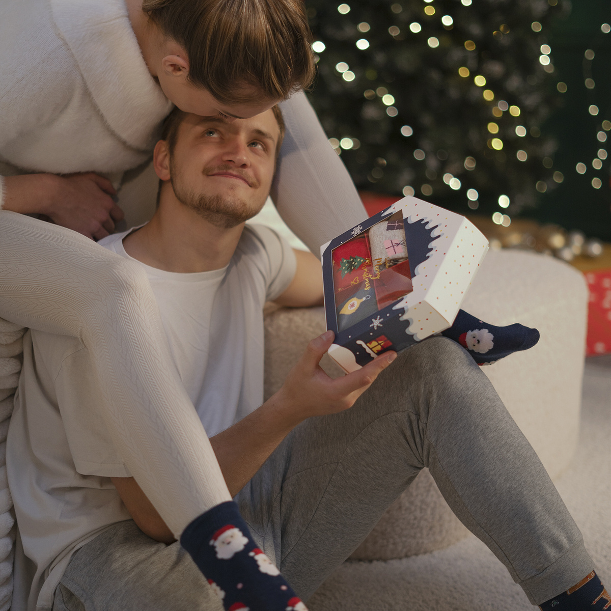 Set mit 4x Soxo Damensocken | Weihnachtshäuschen | Geschenk für sie | Weihnachten | bunte fröhliche Socken