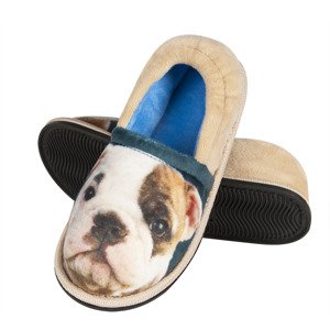 Beige children's SOXO slippers with a picture of a pet