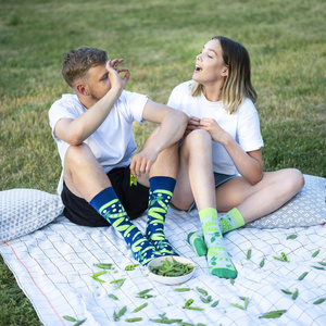 1 Paare von lustigen Socken mit Erbsenmotiv in einzigartiger Verpackung | Damensocken | SOXO