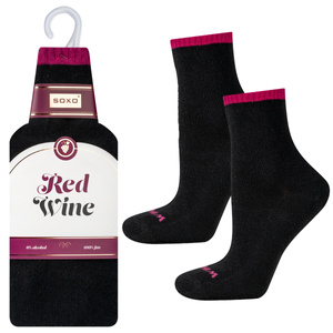 1 Paare von lustigen Socken mit Rot winemotiv in einzigartiger Verpackung | Damensocken | SOXO