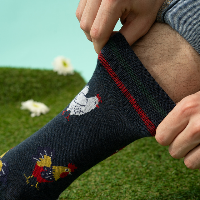 3 Paar von lustigen Socken mit Eggsmotiv in einzigartiger Verpackung | Herrensocken | SOXO