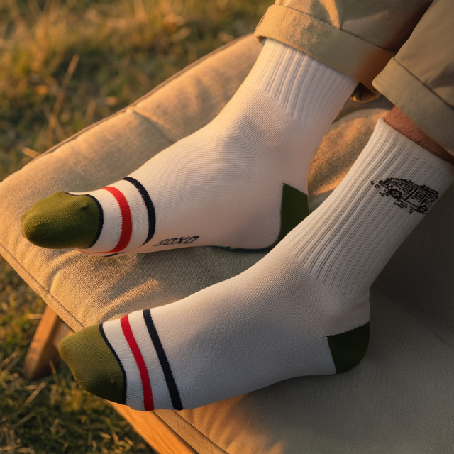 Geschenkset Socken Camper + Thermobecher