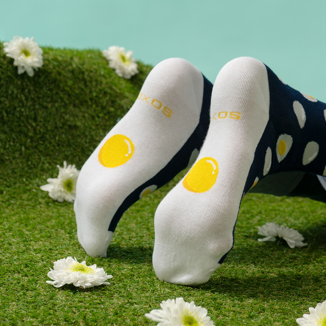 Socken mit Hartem Ei-Motiv