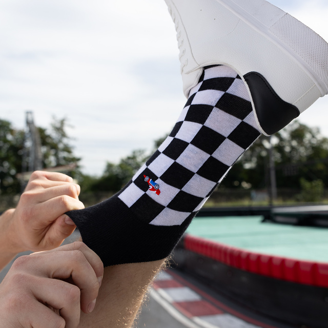 Socken mit Formel-1-Motiv im Grußkarten-Stil