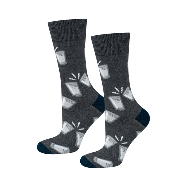 3 Paar von lustigen Socken mit Wodkamotiv in einzigartiger Verpackung | Herrensocken | SOXO