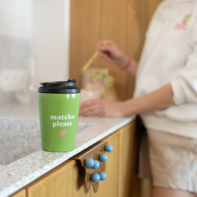 Geschenkset Socken Matcha + Thermobecher