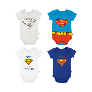 Set aus 4x Warner Bros Superman Baby-Bodys