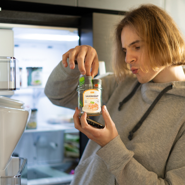 Socken mit Sauerkraut-Motiv im Glas