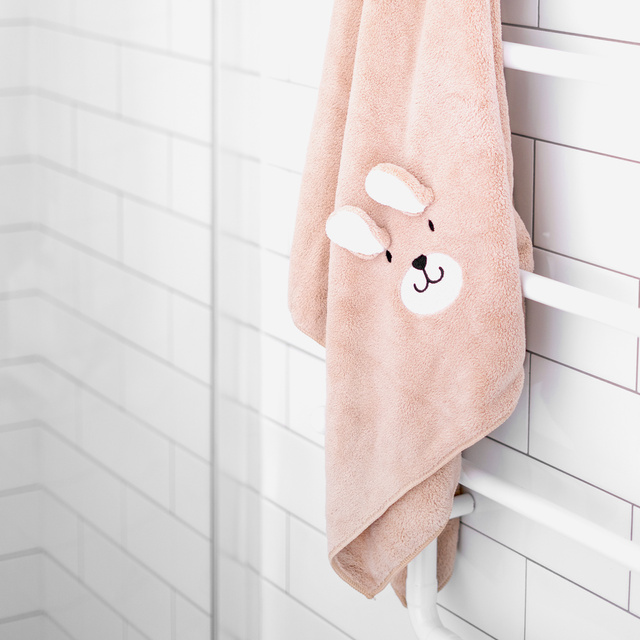 Badetuch mit Teddybär-Motiv