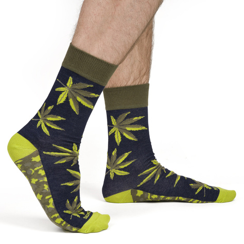 2x Set SOXO Herrensocken | Marihuana in einem Glas | Klassisches Weizenbier in der Dose | als Geschenk für Ihn