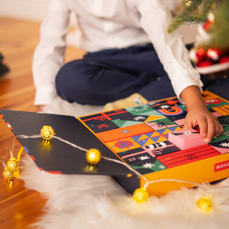 Adventskalender mit bunten Socken Set 12x SOXO Damen und Herrensocken