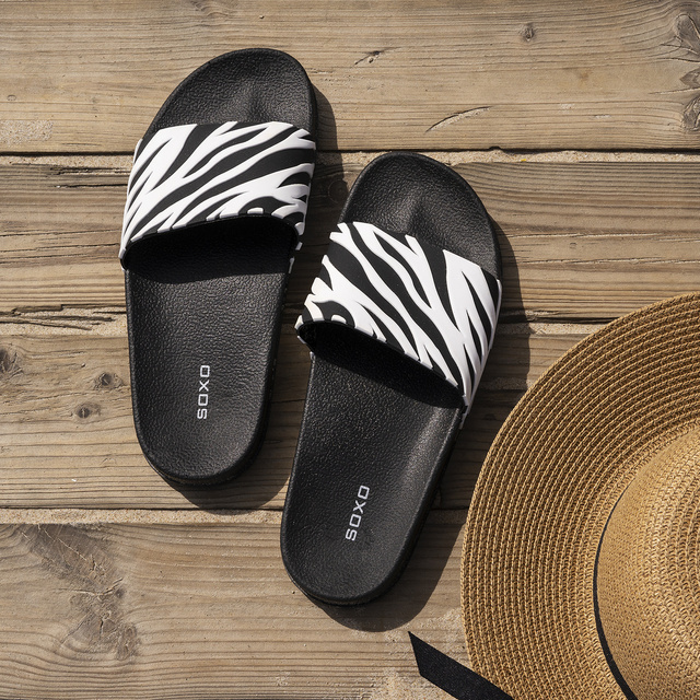 Strand Latschen mit Zebra-Motiv