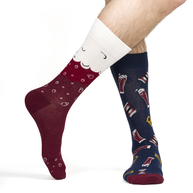 1 Paar von lustigen Socken mit Irish Red Ale Bierdmotiv in einzigartiger Verpackung | Herrensocken | SOXO