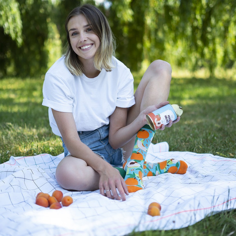 1 Paar von lustigen Socken mit Peachmotiv in einzigartiger Verpackung | Damensocken | SOXO