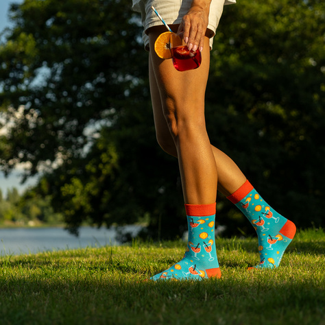 1 Paar von lustigen Socken mit Aperitif motiv in einzigartiger Verpackung | Damensocken | SOXO