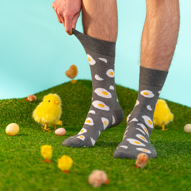 3 Paar von lustigen Socken mit Eggsmotiv in einzigartiger Verpackung | Damen-/Herrensocken | SOXO