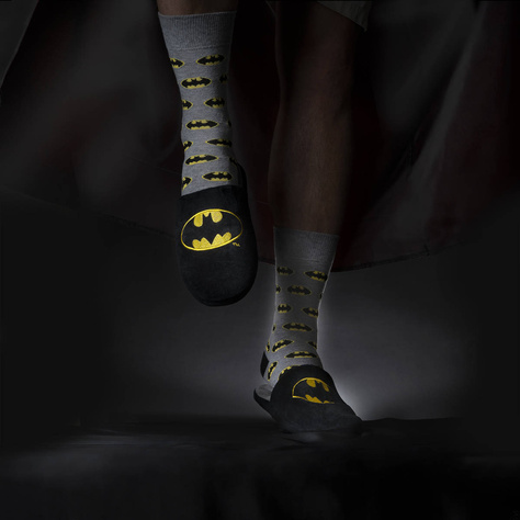 Batman Hausschuhe und Socken für Herren Geschenkideen für Herren SOXO Authentisches Produkt lizenziert von Warner Bros DC Comics