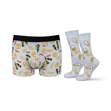 SOXO Ein Set aus Herrensocken und Boxershorts in einer Geschenkbox
