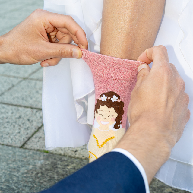 Set mit 2x Damen- und Herrensocken Ehemann und Ehefrau in Verpackung