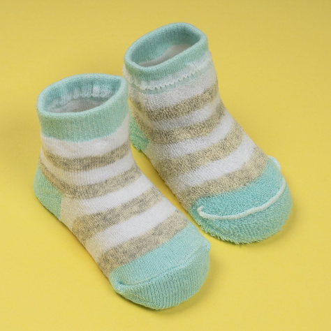 Set mit 3x Bunte Babysocken | SOXO