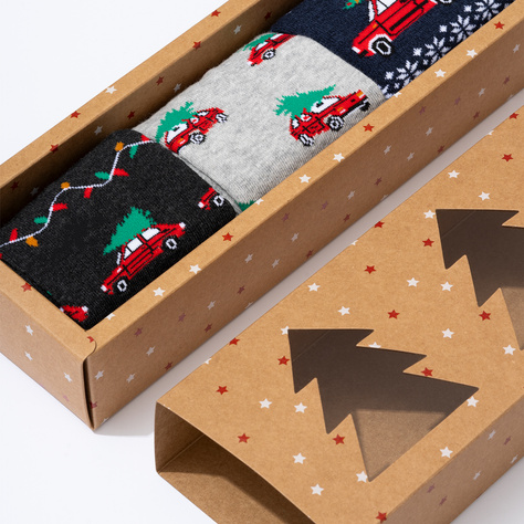 3 Paar von lustigen Socken mit Weihnachtsautos-Motiv in einzigartiger Verpackung | Herrensocken | SOXO