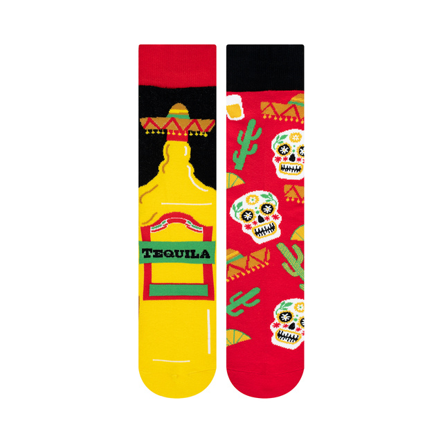 Socken mit Tequila-Motiv in Flaschenverpackung