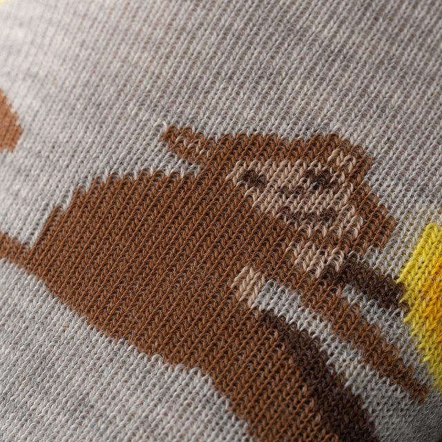 Socken mit Affe und Bananen-Motiv