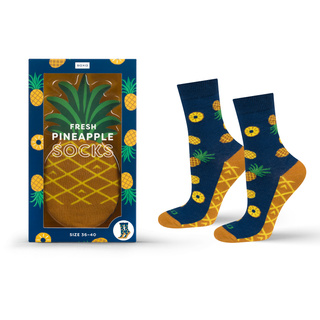 Socken mit Ananas-Motiv