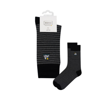 Socken mit Berg-Motiv