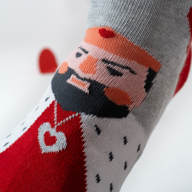 Socken mit König-und-Königin-Motiv