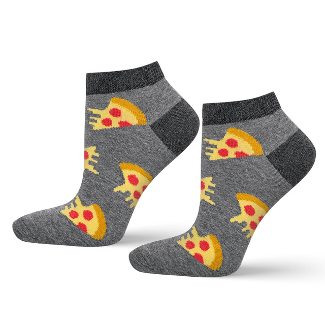 Füßlinge mit Pizza-Motiv