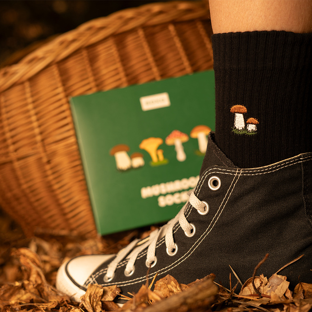 Socken mit Pilz-Motiv 4er-Pack