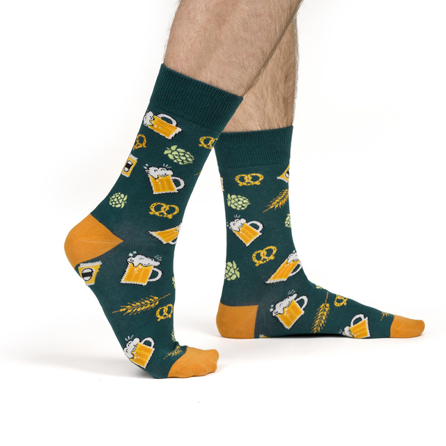 1 Paar von lustigen Socken mit Biermotiv in einzigartiger Verpackung | Herrensocken | SOXO