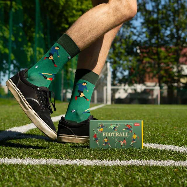 3 Paar von lustigen Socken mit Footballmotiv in einzigartiger Verpackung | Herrensocken | SOXO