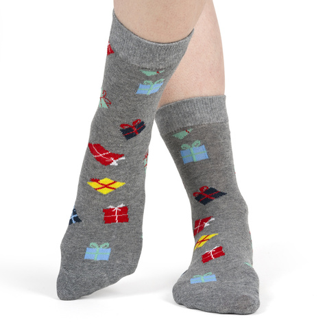 4 Paar von lustigen Socken mit Weihnachtsmotiv in einzigartiger Verpackung | Damensocken | SOXO