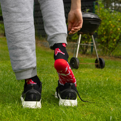 1 Paar von lustige Socken mit Steakmotiv in einzigartiger Verpackung | Herrensocken | SOXO