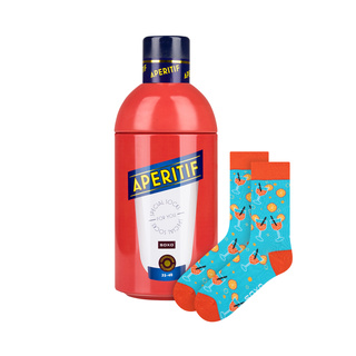Socken mit Aperitif-Motiv in Flaschenverpackung