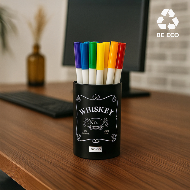 Socken mit Whiskey-Motiv in Flaschenverpackung