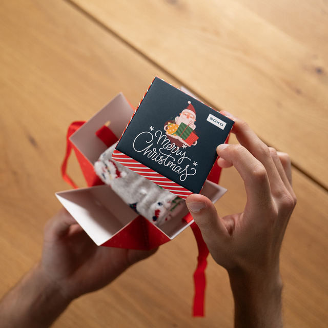 Weihnachtssocken in einer Box