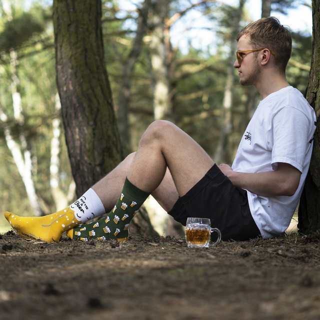 Socken mit Bier-Motiv