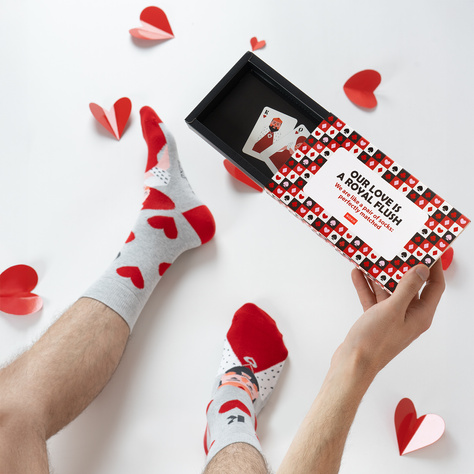 1 Paar von lustige Socken mit König und Königin Motiv in einzigartiger Verpackung zum Valentinstag | Herrensocken | SOXO