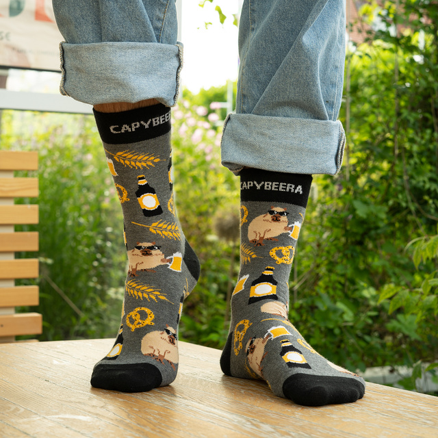 Socken mit Bier Capybara-Motiv 2er-Pack