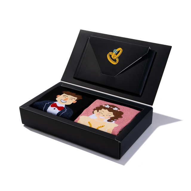 Set mit 2x Damen- und Herrensocken Ehemann und Ehefrau in Verpackung