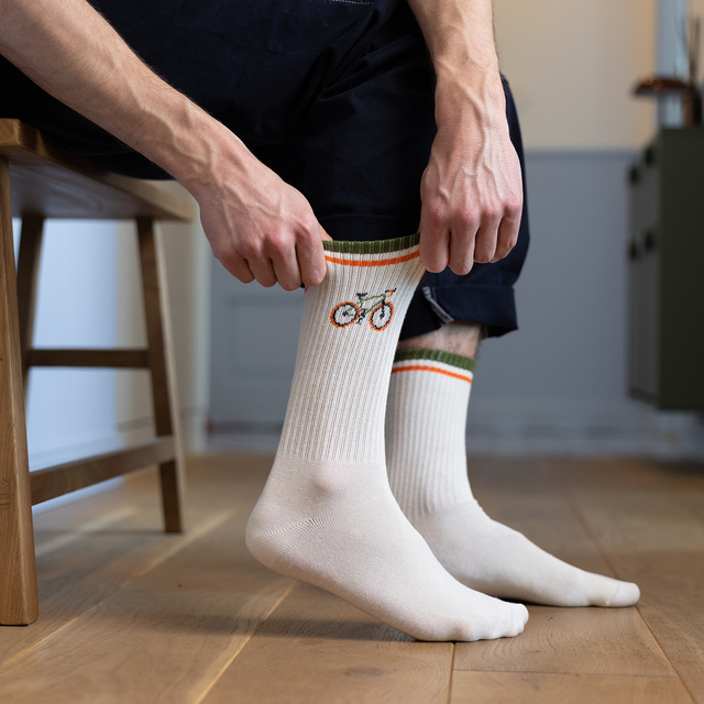 Geschenkset Socken Fahrrad + Thermobecher