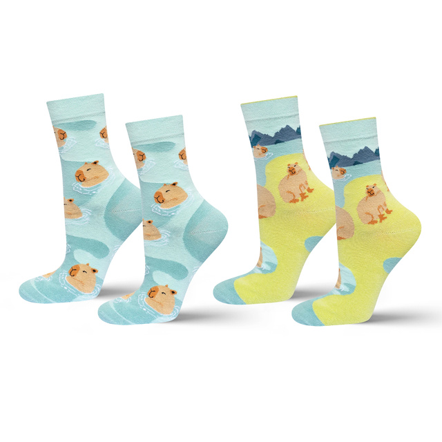 Socken mit Capybara im Wasser-Motiv 2er-Pack
