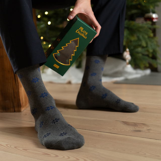 3 Paar von lustigen Socken mit Weihnachtenmotiv in einzigartiger Verpackung | Herrensocken | SOXO