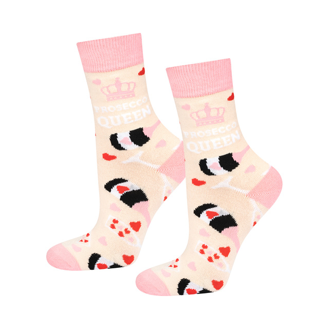 Socken in Prosecco-Flasche