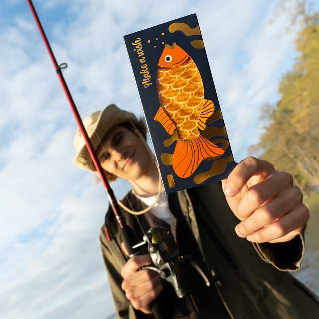 Socken mit Goldfisch-Motiv
