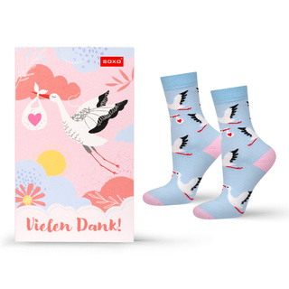 1 Paar von lustigen Socken mit Storchmotiv in einzigartiger Verpackung | Geschenk für die Hebamme | Damensocken | SOXO
