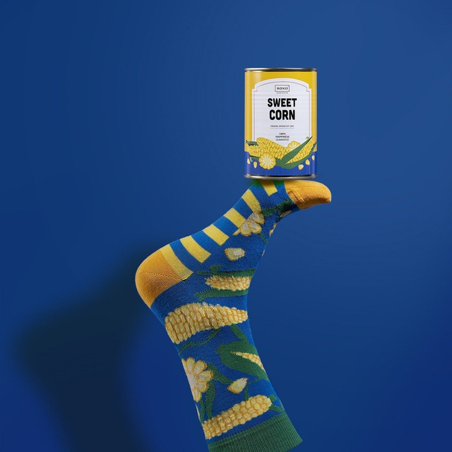 Socken mit Sweetcorn-Motiv in Dose